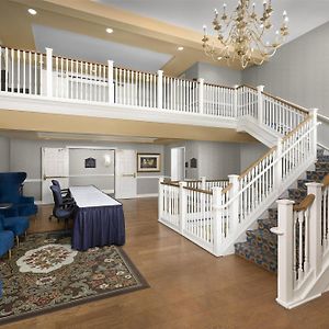 Virginia Crossings Hotel, Tapestry Collection By Hilton